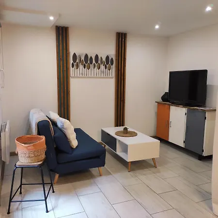 Spacieux Aux Portes De La Camargue 아파트 *